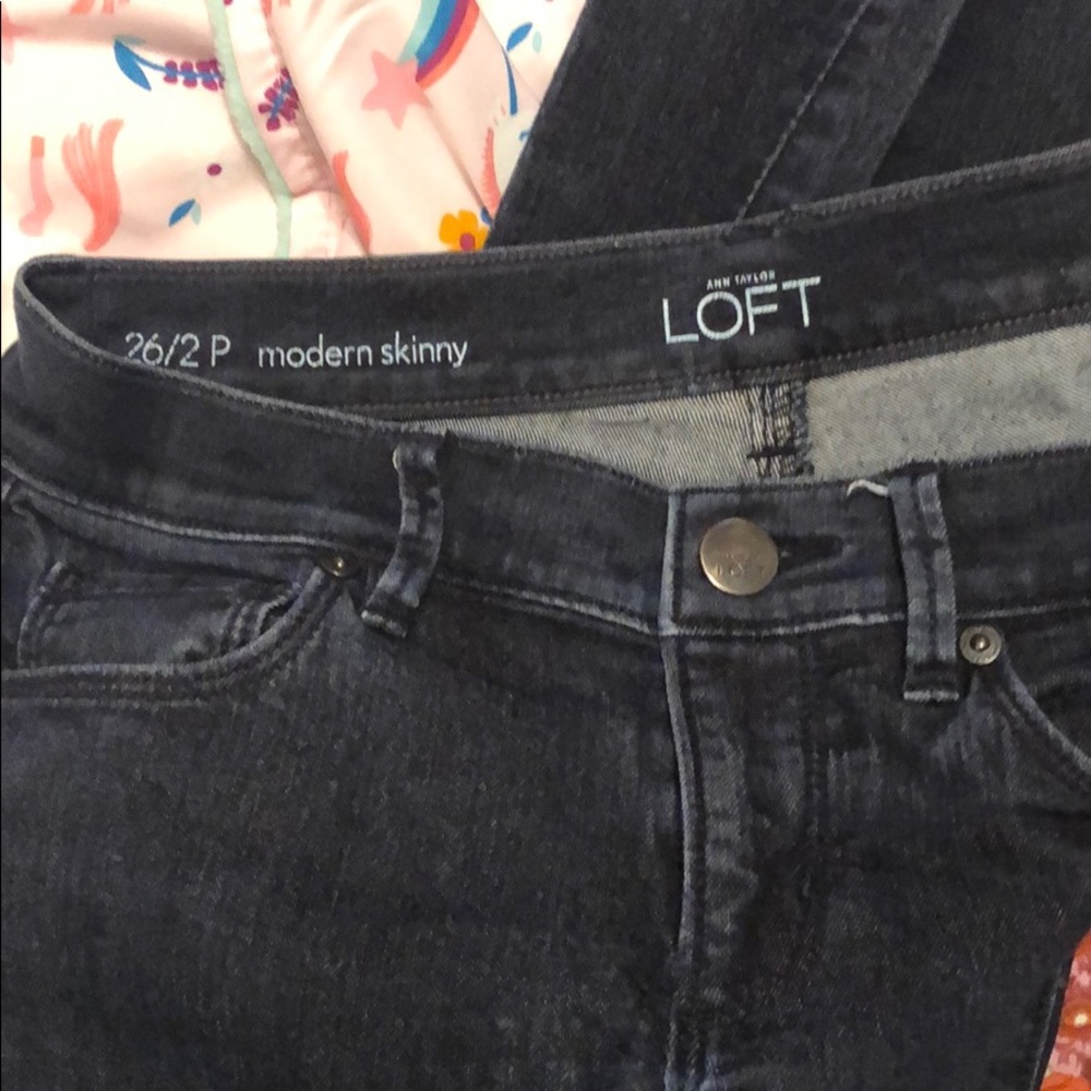 Size 26/2P modern skinny Ann Taylor Loft Jeans